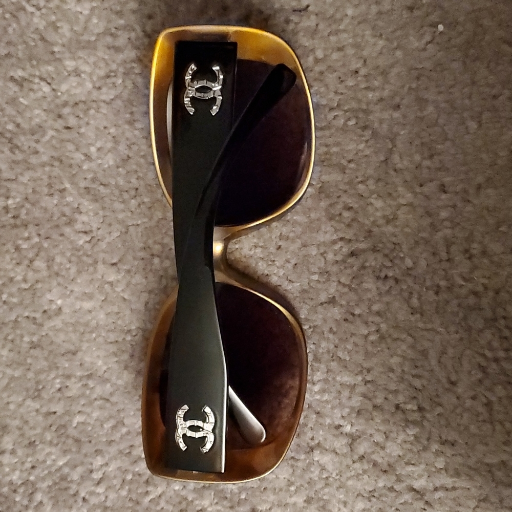 Chanel Sunglasses - Picture 2 of 7